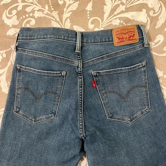 Levi’s 311 Shaping Skinny with silver studs - Picture 3 of 3